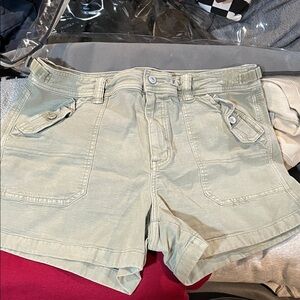 American Eagle Outfitters Women's Light Green Cargo Shorts